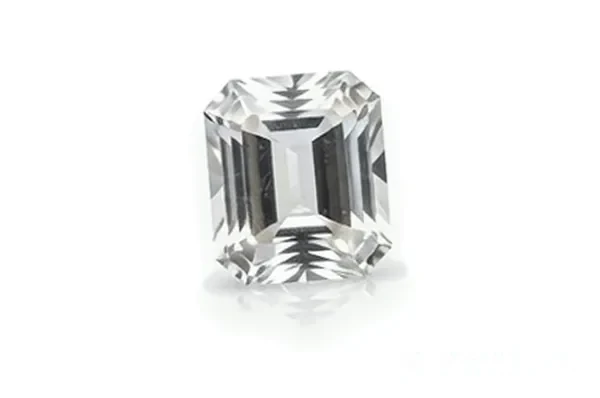 Is Your Kunzite Real? Colour Shift, Weight and Other Telltale Signs